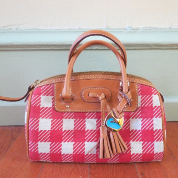 Dooney & Bourke Handbags - Dooney & Bourke Bag